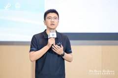 <b>新能源转型加快、新流量沉构、用户需求迭代</b>